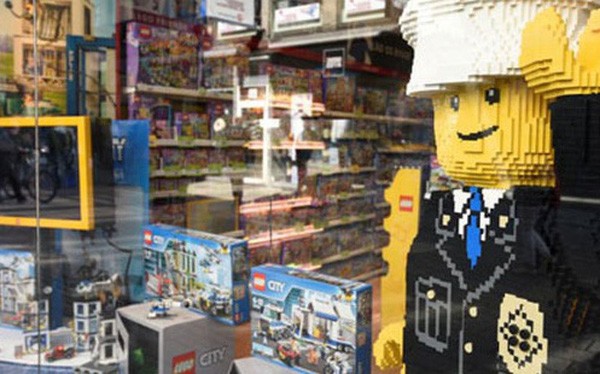 Doanh thu sụt giảm, Lego sa thải hàng nghìn nhân viên