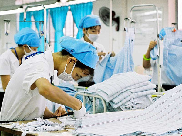 100% công nhân không muốn tăng tuổi hưu