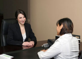 Hồ sơ xin việc và chuyện “tiếp thị bản thân” của ứng viên