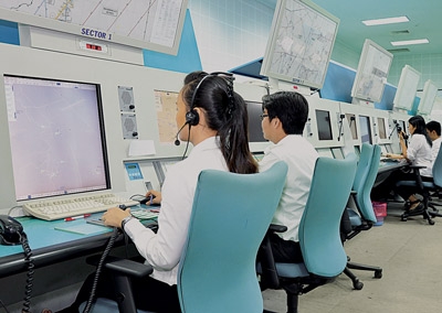 Sĩ Thanh kể về công việc ít người biết – Kiểm soát không lưu