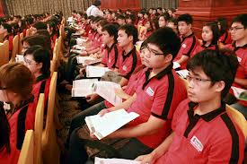 Tạo thu nhập để thu hút học viên