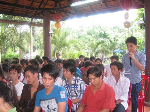 Lắng nghe nguyện vọng công nhân