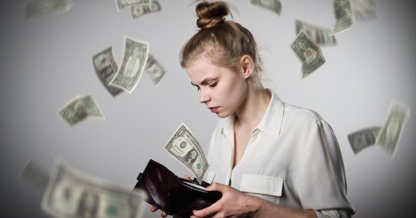 Muốn trở thành triệu phú trong 20 năm nữa, bạn cần tiết kiệm bao nhiêu tiền mỗi năm?