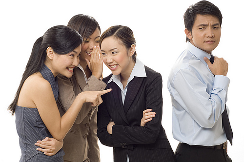 Làm tớ thằng đần
