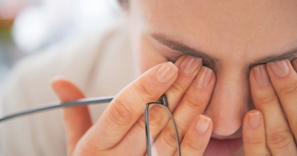 5 vấn đề sức khỏe dân văn phòng nào cũng gặp phải và đây là cách khắc phục hiệu quả