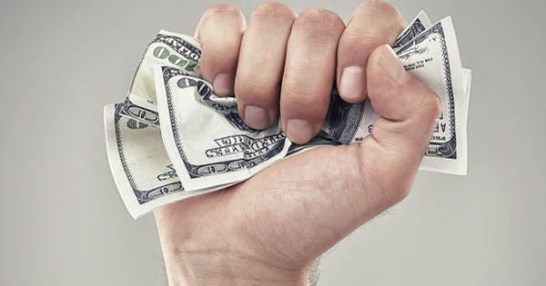 Triệu phú Mỹ: Nếu có 5 dấu hiệu này, bạn đừng trách tại sao mình mãi không giàu nổi