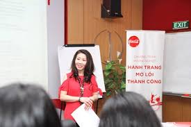 GĐ pháp lý và đối ngoại Coca-Cola VN chia sẻ kinh nghiệm nghề nghiệp