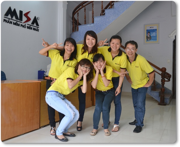 Người phụ nữ ba đảm đang
