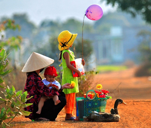 Tết xa gia đình đầu tiên…