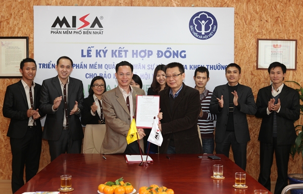 MISA ký kết hợp tác và chuyển giao phần mềm cho BHXH Việt Nam