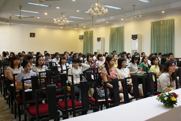 Gần 100 DN đến tham dự hội thảo MISA SME.NET 2010 tại Hà Nội