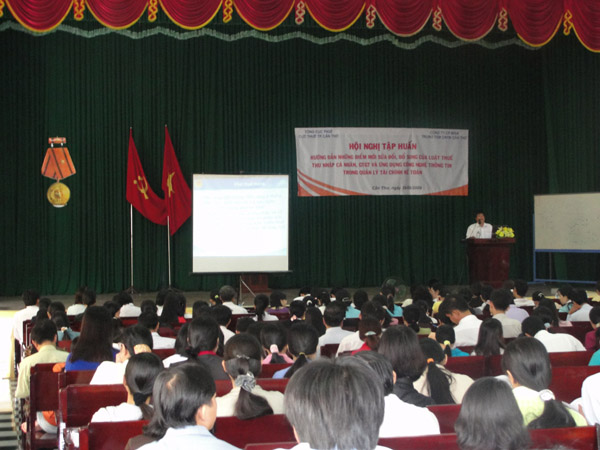 MISA Hồ Chí Minh tổ chức thành công hội nghị tập huấn “Hướng dẫn những điểm mới sửa đổi, bổ sung của luật Thuế thu nhập cá nhân, GTGT và ứng dụng CNTT trong quản lý tài chính kế toán”