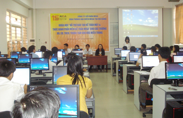 MISA Đà Nẵng tổ chức khóa học “Hỗ trợ đào tạo kế toán máy và Thực hành phần mềm kế toán MISA” dành cho các trường Đại học, Cao đẳng, Trung học chuyên nghiệp và Trung tâm đào tạo kế toán khu vực miền Trung