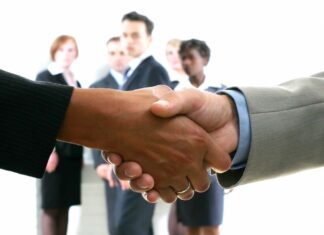 Những điều cần tránh trong giao tiếp & kinh doanh