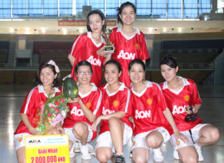 Phái đẹp lên ngôi với môn thể thao vua