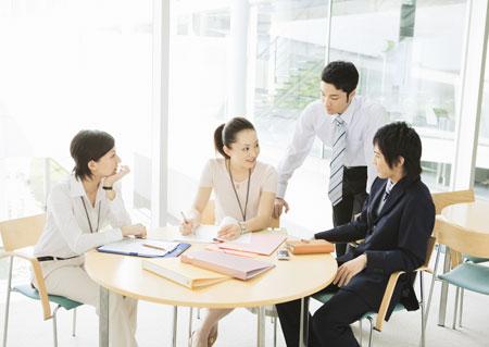 Quản lý các nhân viên trẻ: Giữ người hay giữ việc?