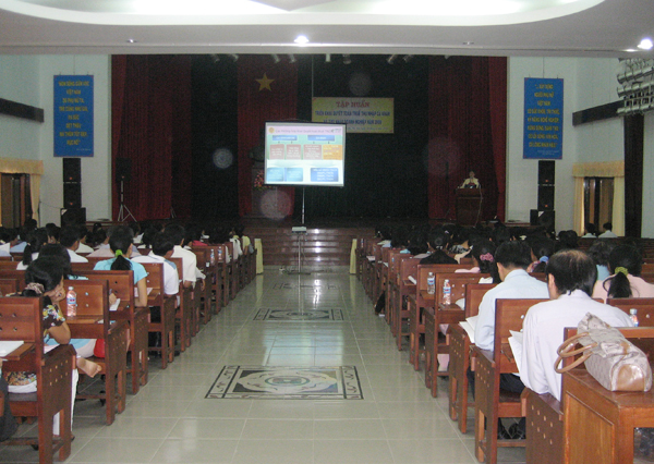 MISA HCM tham dự tập huấn Thuế tại Bến Tre