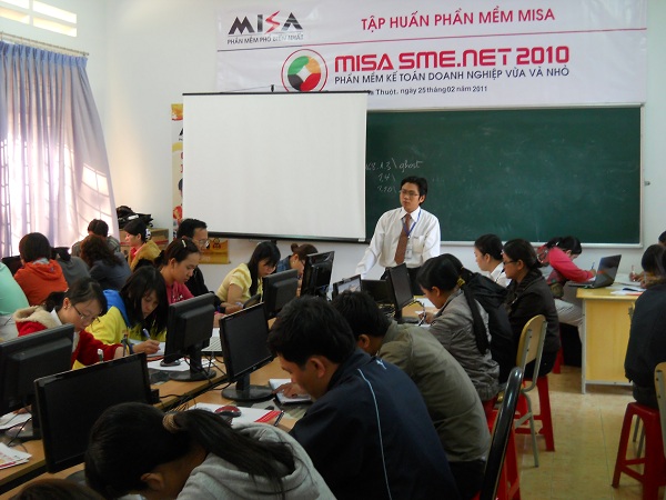 Khai mạc khóa tập huấn MISA SME.NET 2010 tại Tp.BMT