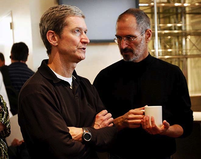 10 cú vấp của CEO Tim Cook tại Apple
