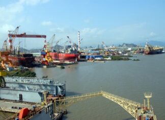 “Quả đấm thép” tìm lại sức mạnh
