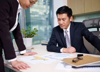 Kém thông tin không phải là nguồn gốc của mọi sự mâu thuẫn