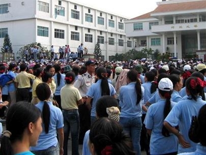 Lao động bên Hàn Quốc phải “đặt cọc” 100 triệu đồng