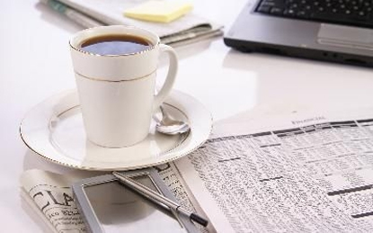 7 việc khiến bạn lãng phí thời gian ở văn phòng
