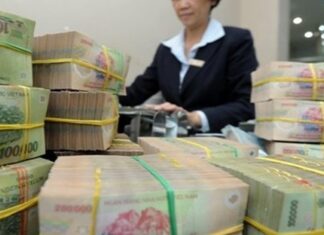 “Chưa bao giờ ngân hàng thân tòa án đến vậy”