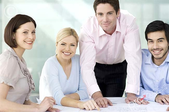 Xây dựng sự hợp tác và chất keo của lòng trung thành