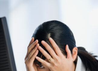 Có nên từ bỏ ngay khi thấy chán việc?