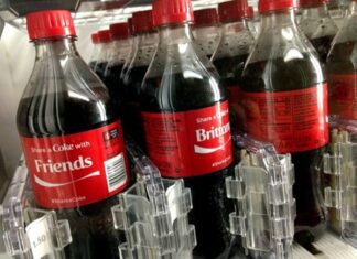 Coca Cola tăng 2,5% doanh thu nhờ in tên lên nhãn chai