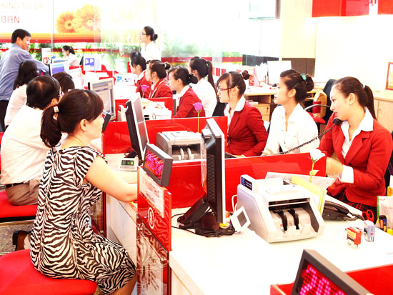 Cuộc đua lãi suất: Doanh nghiệp hưởng lợi lớn