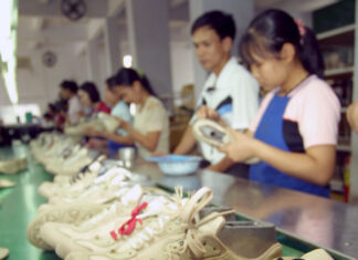 Da giày lại vướng quy tắc xuất xứ