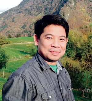 Đã qua thời chỉ cạnh tranh về giá