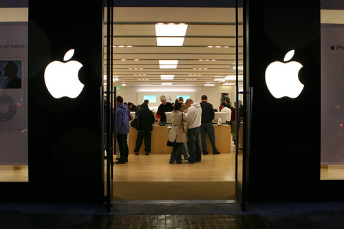 Apple dẫn đầu top 100 thương cầu có giá trị nhất thế giới