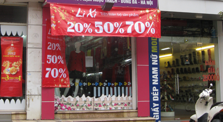 Dân “lười” mua sắm làm khó tăng trưởng GDP