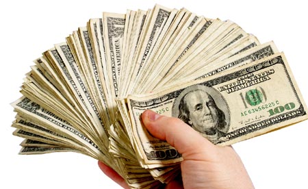 Đầu tư ra nước ngoài kiếm về 1 ỷ USD
