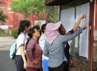 Điểm chuẩn vào lớp 10 THPT tại Huế tăng từ 3 đến 4 điểm