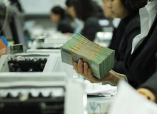 Định giá nợ xấu thấp hơn, ngân hàng có chịu “nhả” nợ xấu cho VAMC?