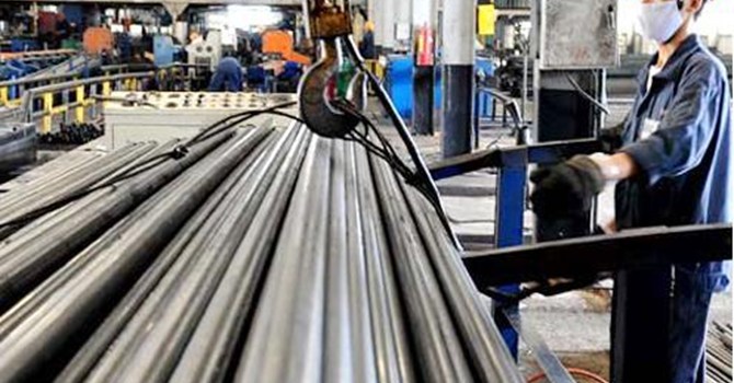 Doanh nghiệp tư nhân: Đi giữa “hai ngọn núi”