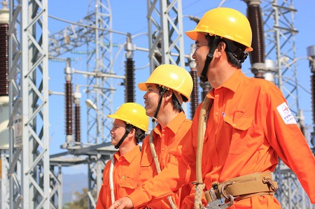 EVN ồ ạt thoái vốn khỏi bất động sản, tài chính, ngân hàng