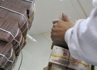 Gánh nặng nợ xấu đang… nhẹ dần