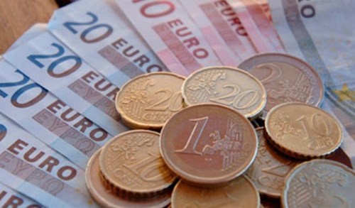 Giới đầu tư quay lưng với đồng Euro
