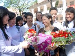 Nghề giáo: Chọn sống đẹp hơn sống đủ
