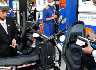 Hàng hóa không giảm theo giá xăng: Im lặng là vàng