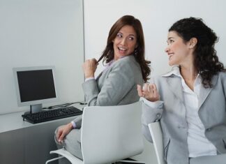 Mách cách hay để bạn từ chối nhận thêm việc