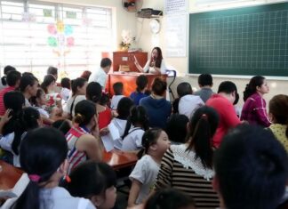 Họp phụ huynh có nên nêu tên học sinh yếu kém?