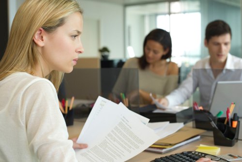 Hãy tự học để vững bước trên đường đời