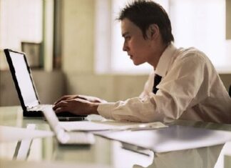 Khác nhau giữa “kiếm việc” và “dò tìm việc làm”