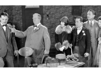 Khi có vấn đề xảy ra trong công việc, tốt nhất đừng đổ lỗi cho ai